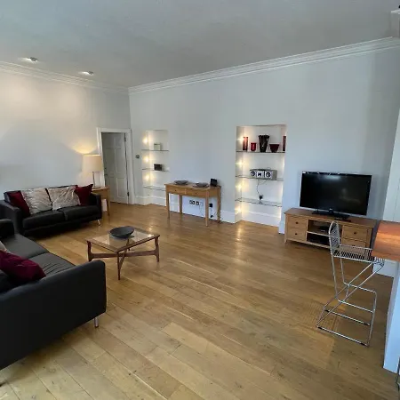 Centrally Located 1-Bed Apartment In Inverness Exterior photo