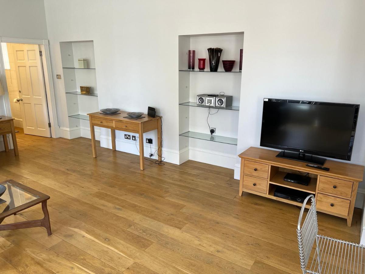 Centrally Located 1-bed In Apartment